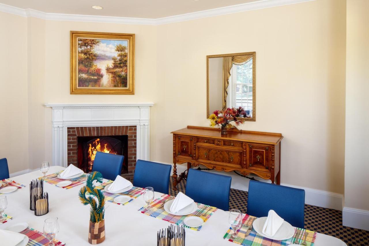 Historic Boone Tavern Berea Bagian luar foto