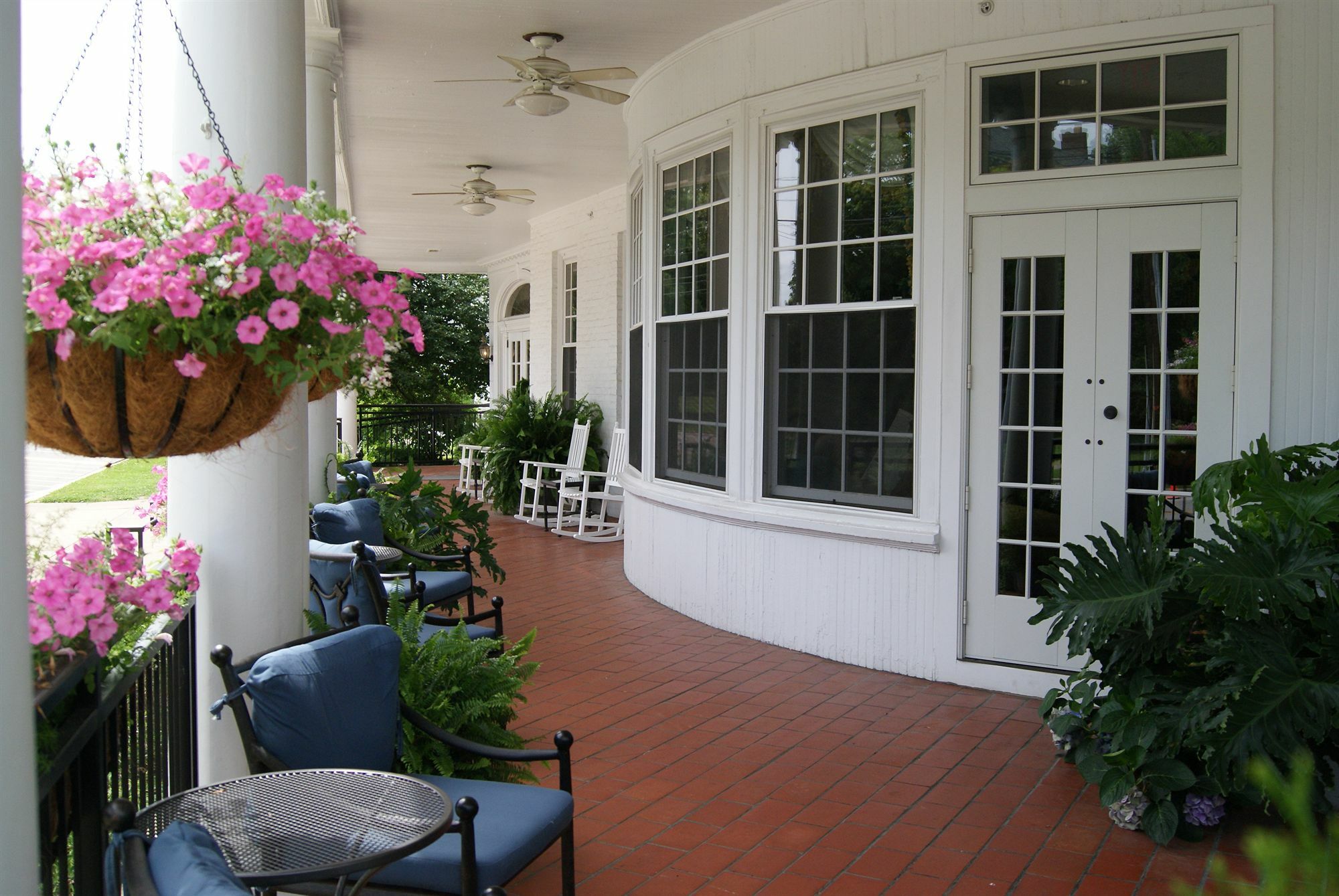 Historic Boone Tavern Berea Bagian luar foto